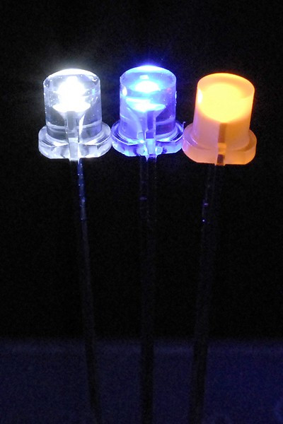 Светодиод цилиндрический 3x4мм, желтый, 100мкд, линза желтая матовая, SL-309UYDSX-03N; №14658Y СД 3 x 4 \жел\ 100\\жел мат\SL-309UYDSX-03N