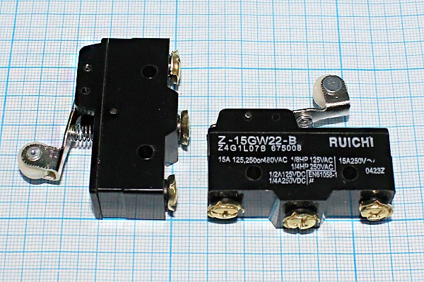 Переключатель концевой(путевой) 49x17 x30, 220В, 15А, ON-(ON), L26ролик, QZ-15GW22-B; №10235P ПКонц 49x17 x30\220\15\ON-(ON) \\L26рол\QZ-15G
