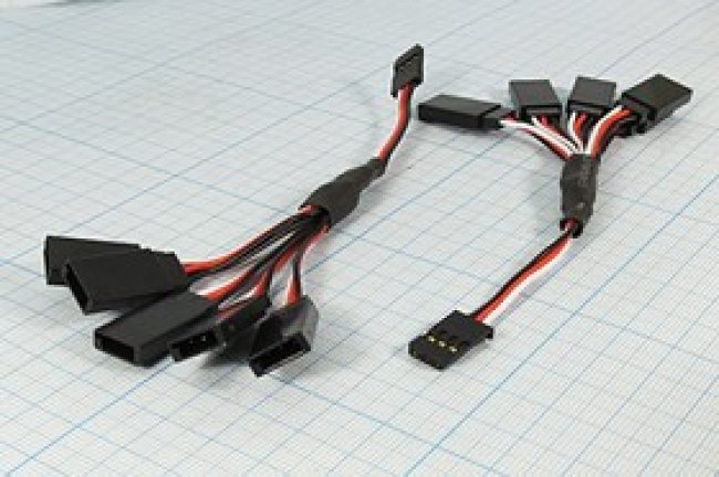 Разъем питания Futaba1M5F вилка-розетка, , монтаж на кабель, L 40мм, 1 transfer line 5UNI(leds)