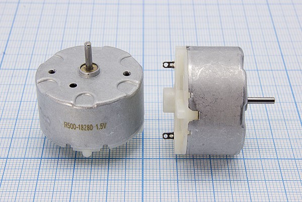 Электродвигатель 1.5В, 1350 оборотов/мин, аналог [DRF-500TB-18280-1,5V]; №13499L двиг 1,5В\32x22,8m34,5\ 1350\0,32Нм\R500-18280