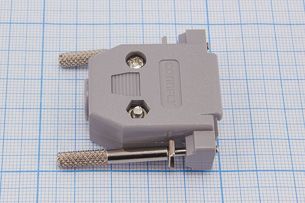 Кожух D-SUB, 15P, пластик, серый, винт, дл винт, DPT-15C, CONNFLY; №1567 C кожух D-SUB\15P\пл\сер\винт\дл винт\DPT-15C\CONNFL