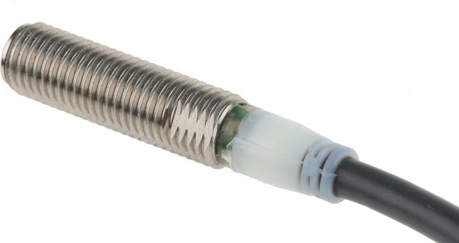 E2A-S08KS02-WP-C1 2M, Датчик: индуктивный, Конф.выхода: NPN / NO, 0-2мм, 12-24ВDC, М8