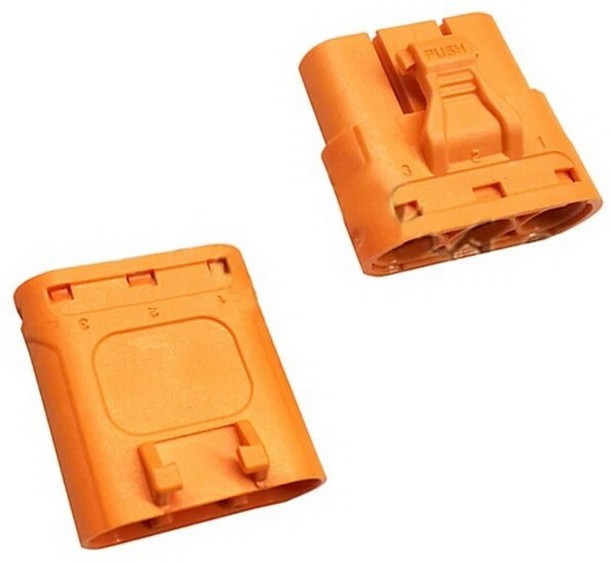 TX30U, Разъём для RC моделей c защитой от переполюсовки и фиксатором