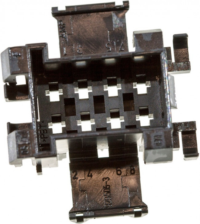 929505-3, корпус вилки 2x4 контакта Junior Power Timer