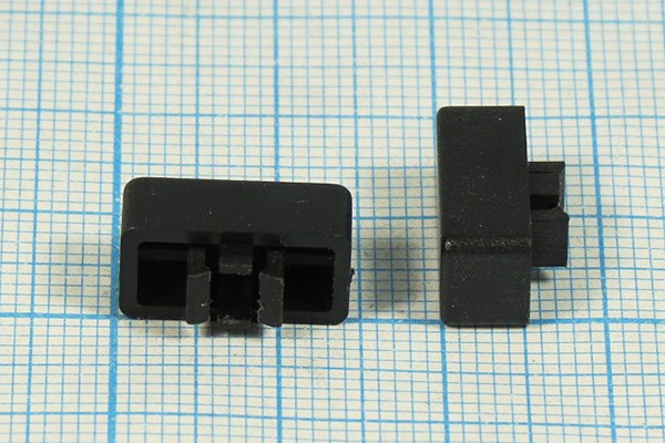 Колпачок, внутренний размер 4x4, 7x14xh5,2/8, пластик, черный, SC207BL