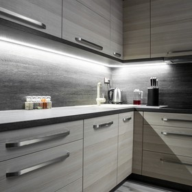 00-146 Светодиодная лента 12В, 4,8Вт/м, smd2835, 60д/м, IP20, 400Лм/м, подложка S-типа 6мм, 5м, 4000