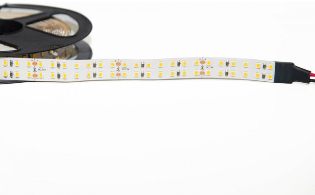Светодиодная лента 1400SMD диодов (2835), 24В, 5м, ГИПЕР, белый нейтральный 4000-4500К ELF-1400SMD2835NWnw-Hy24 Светодиодная лента 1400SMD диодов (2835), 24В, 5м, ГИПЕР, белый нейтральный 4000-4500К ELF-1400SMD2835NWnw-Hy24