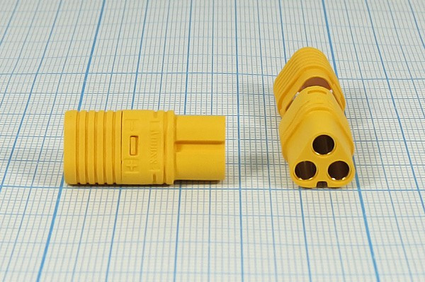 Гнездо силового питания MT-60F на три контакта, 30А, № 14387 гн пит DC MT60\3C\\каб\\MT-60F\