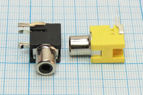 Гнездо RCA на плату угловое, чёрное никелированное; №2582 Ч гн RCA\плат\чер\\пл\Ni\ YRJ-0003BK\углового типа