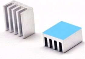 Аллюминиевый радиатор 8,8x8,8x5 мм с термоскотчем 3M 8810