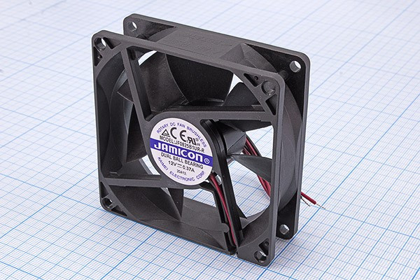 Вентилятор Jamicon JF0825B1UR-R 80x25мм 12V 4.44W 0.37A