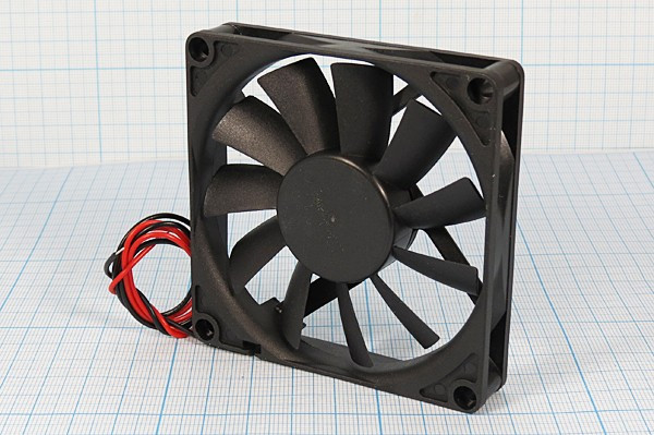 Вентилятор 80x80x15, напряжение 12В, ток 0,25А, выводы 2L, подшипник скольжения, YM1208PHS1