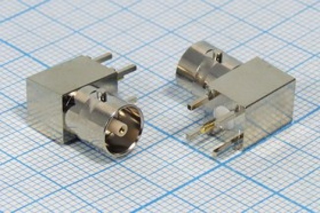 Гнездо miniBNC, на плату, угловое, позолоченный центральный контакт; №10853 гн miniBNC\ 1P4C\плат\ h14,61mP7,54x7,54\угл\
