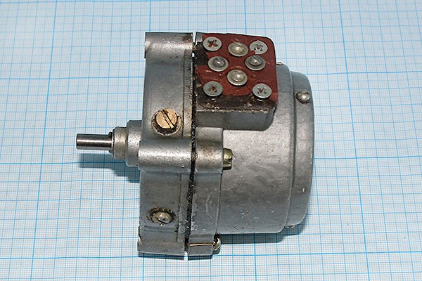Двигатель 127В~, 1,75, 96x74x101, РД-09, зав №10822253; двиг 127В~\75x74m101\1,75\ 1270мНм\РД-09\№10822253