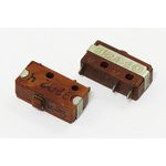 Микропереключатель, размер 20x 7 x10, 4&6А, переключение OFF-(ON), размер концевика H12, ПМ24-2