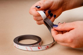 Магнитная лента Forceberg с клеевым слоем 3М 12.7 мм, рулон 1.5 м, тип А