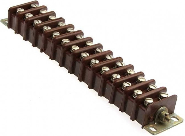 Клеммник, плата соединительная, 28 контактов с винтом, 150x16x25,8мм, 4 крепежных отверстия; №9481 клеммн ПС\28Cвинт\ 150x16x25,8\\4отв\3ПС1