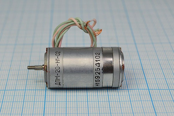 Двигатель постоянного тока 27В, 4000 об/мин; №двиг19 двиг 27В\0,4Вт\\4000\ \ДПМ-20-Н1-02