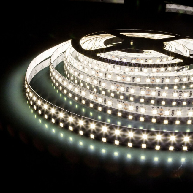 2835 12V 120Led 9,6W IP65 / Лента светодиодная 120Led 9,6W IP65 4200K дневной белый 2835 12V 120Led 9,6W IP65 / Лента светодиодная 120Led 9,6W IP65 4200K дневной белый