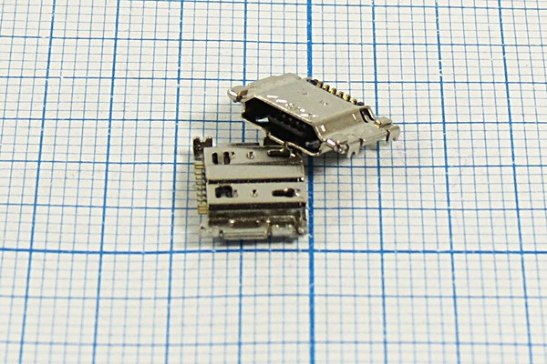 Гнездо micro USB, Тип B, реверсивное (reverse), 11 контактов, SMD на плату; №12650 гн microUSB REV\B\11C4HP\плат\\ \microUSBB11SADREV\