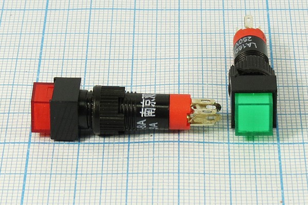 Переключатель кнопочный с фиксацией и подсветкой красный, 220В/3А, установочный d 8мм; №10544R ПКн\250\ 3\SPDT\d 8\чер\ILкр\\5C\LAS4-BD\