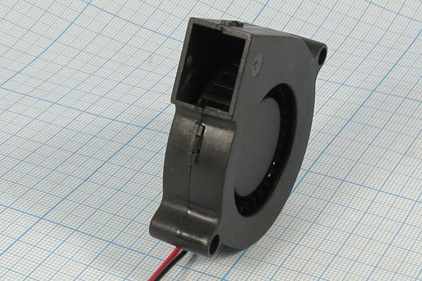 Вентилятор улитка 50x50x15, напряжение 5В, ток 0,40А, выводы 2L, подшипник скольжения, FSY5015S05H