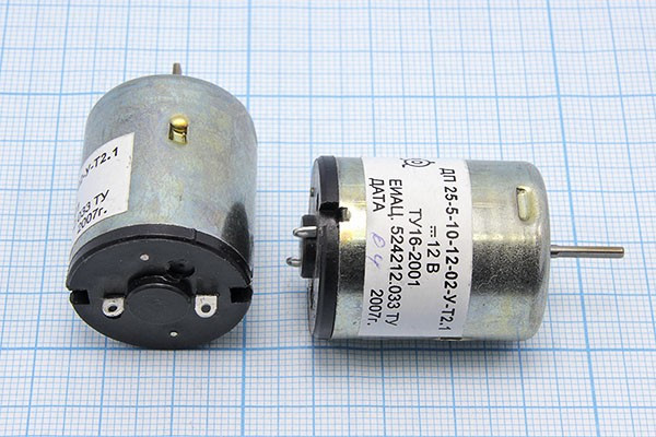 Двигатель постоянного тока напряжением 12В с плоским валом для электрооборудования автомобиля; №дв0109 двиг 12В\0,8А\лев\ 10000\26x35m47\ДП2