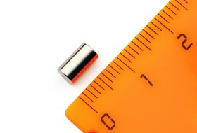 Неодимовый магнит пруток 4х7 мм