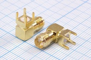 Гнездо reversSMA, на плату, угловой, обратной полярности, позолоченный; Q-10101Z гн reversSMA\плат\ угл\зол\обрат полярности\
