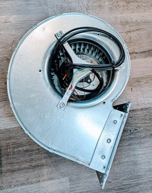 Вентилятор Ebmpapst D3G180-AB62-01 200V AC 1.25A 170W