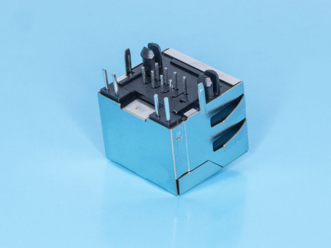 TJ18-L8P8C-5, Разъем RJ-45 на плату, 8P8C, 2 светодиода (красный-зеленый), экранированный, тип 18 TJ18-L8P8C-5, Разъем RJ-45 на плату, 8P8C, 2 светодиода (красный-зеленый), экранированный, тип 18