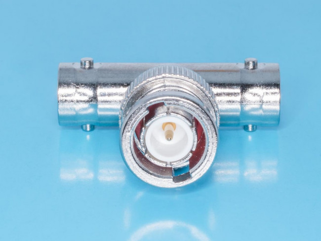 BNC-T, Разъём высокочастотный , гнездо-вилка-гнездо