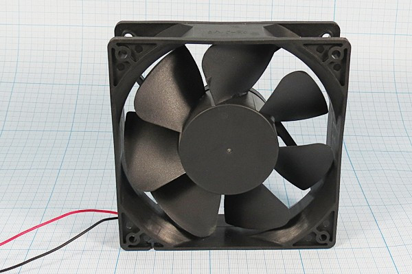 Вентилятор 120x120x38, напряжение 12В, ток 0,55А, выводы 2L, подшипник скольжения, JF1238S1HR-R JAMI