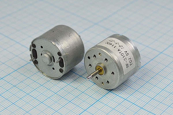 Двигатель постоянного тока 2.5В, 2800 об/мин; №6202 двиг 2,5В\0,01А\прав\2800\ 24x20m30\RF-310TA11400