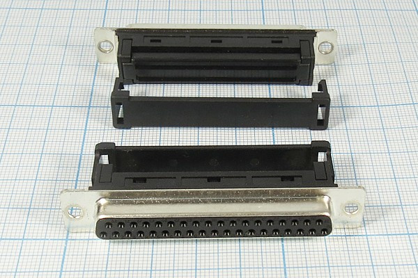 Гнездо D-SUB, 37HP, обжимное на шлейф, DI-37F; Q-1672 Z гн D-SUB\37HP\обж шлейф\\DI-37F