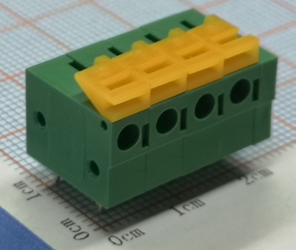 Клеммник KSE-142R-5.08-04P Клеммник KSE-142R-5.08-04P