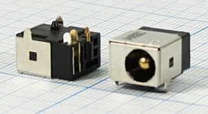 Разъем питания DC розетка, d2.5 D5.5, 3C 2C экранированный, на плату, угловой, PJ488