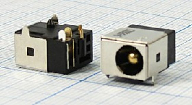Разъем питания DC розетка, d2.5 D5.5, 3C 2C экранированный, на плату, угловой, PJ488