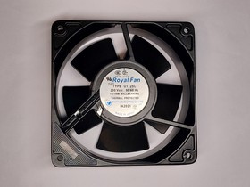 Вентилятор Royal Fan TYPE UT125C 200V 50/60Hz 15/14W 120X38 Клемма