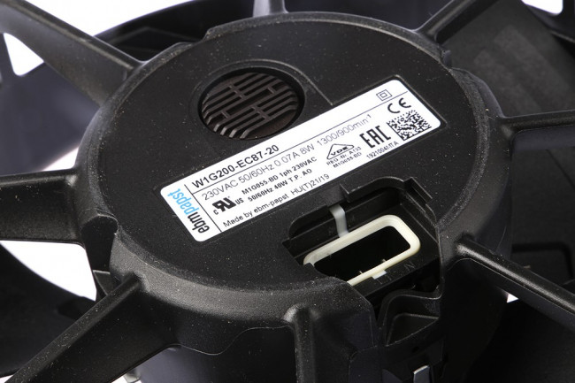 W1G200-EC87-20, W1G200 Series Axial Fan, 230 V ac, AC Operation, 500m³/h, 11W, 90mA Max, 200 x 78.5mm