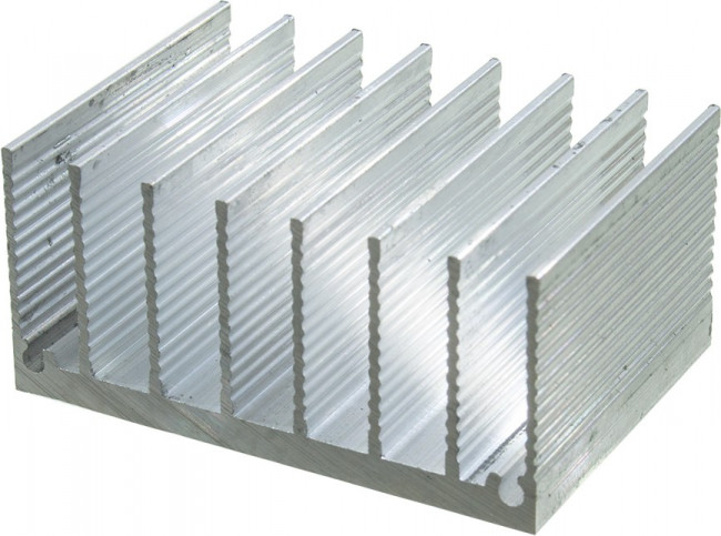 АВМ-161-30, HS-117, радиатор ребристый 43х20мм длина 30мм АВМ-161-30, HS-117, радиатор ребристый 43х20мм длина 30мм