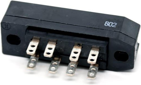 1393725-1, RP622 8 Way, Straight Rectangular Connector, Socket