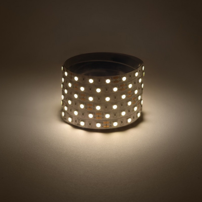 Светодиодная лента ЭРА LS5050-14,4-60- 12-3500K-IP20-1 year-5m теплый белый свет, 5м Б0064237 Светодиодная лента ЭРА LS5050-14,4-60- 12-3500K-IP20-1 year-5m теплый белый свет, 5м Б0064237