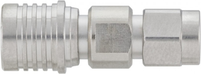 28S132-S00N5, Straight 50 RF Adapter QMA Plug to SMA Plug 18GHz