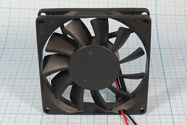 Вентилятор SUNON KD1208PHB1 12V 2,5 W 3-pin 80x80x15