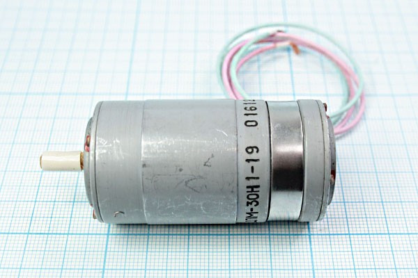 Двигатель постоянного тока 12В, 2500 об/мин; №двиг68 двиг 12В\2,6Вт\\2500\ \ДПМ-30-Н1-19
