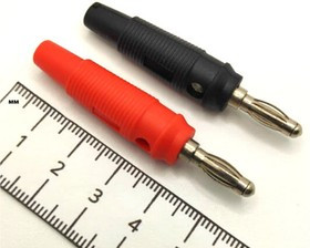 Штекер типа "банан" 4 мм в силиконовой оплетке черного цвета