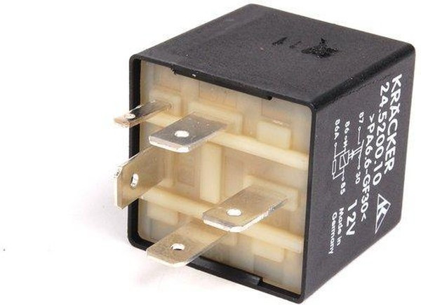 165906381, Реле топливного насоса ECM (J271) VAG