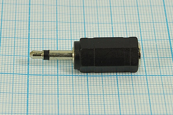 Штекер 3,5моно-Гнездо 3,5стерео, 2C[Ni], пластик, [переход]; №366 штек 3,5моно-гн 3,5стерео\2C[Ni]\ \пласт\\[переход]