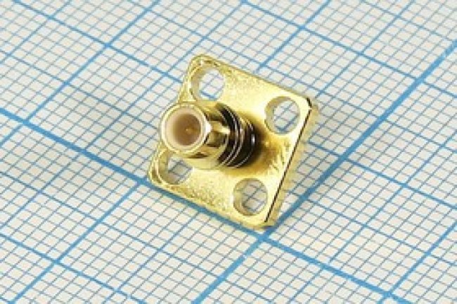 Разъем SMC розетка, фланец 4 отверстия Разъем SMC розетка, фланец 4 отверстия